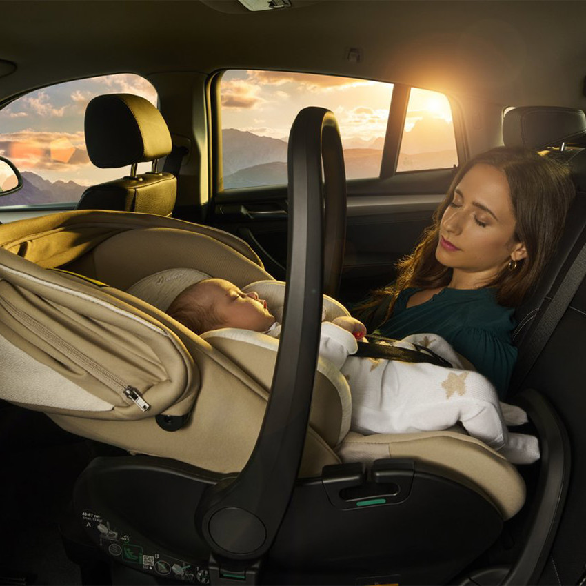 Poussette trio Bellagio + nacelle Flexi + siège-auto 0+ First-Seat Recline amber glow 