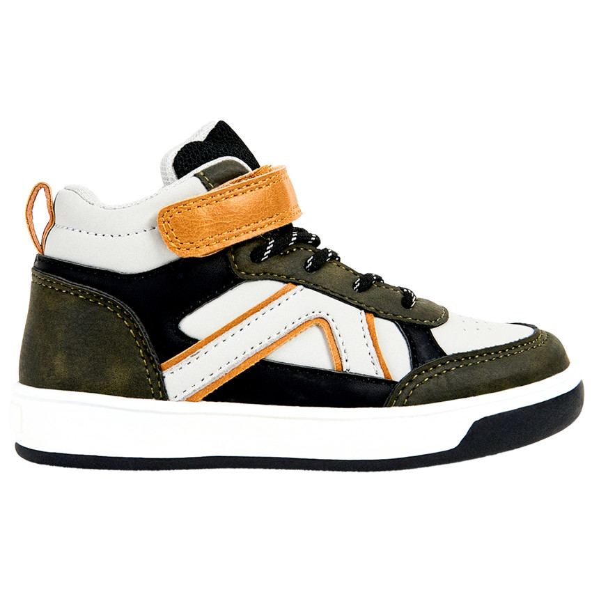 Hoge sneakers met kleurrijke inzetstukken en velcro voor jongens 