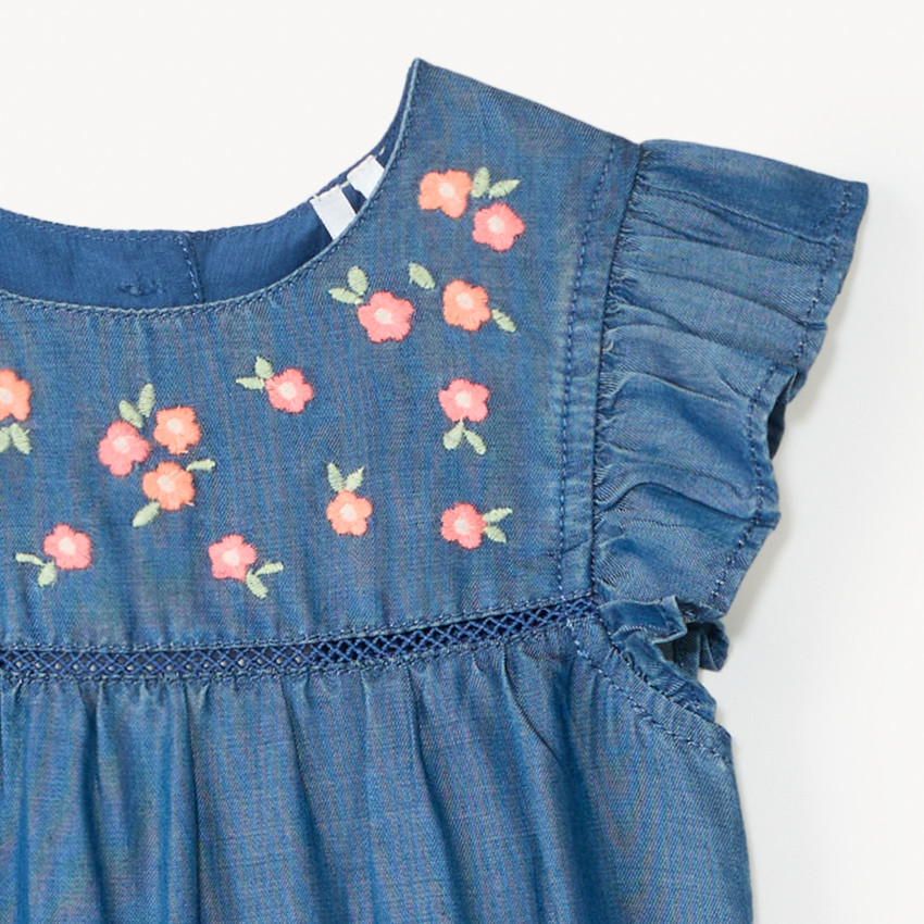 Korte jumpsuit + charlotte in geborduurd tencel met bloemen voor babymeisje 