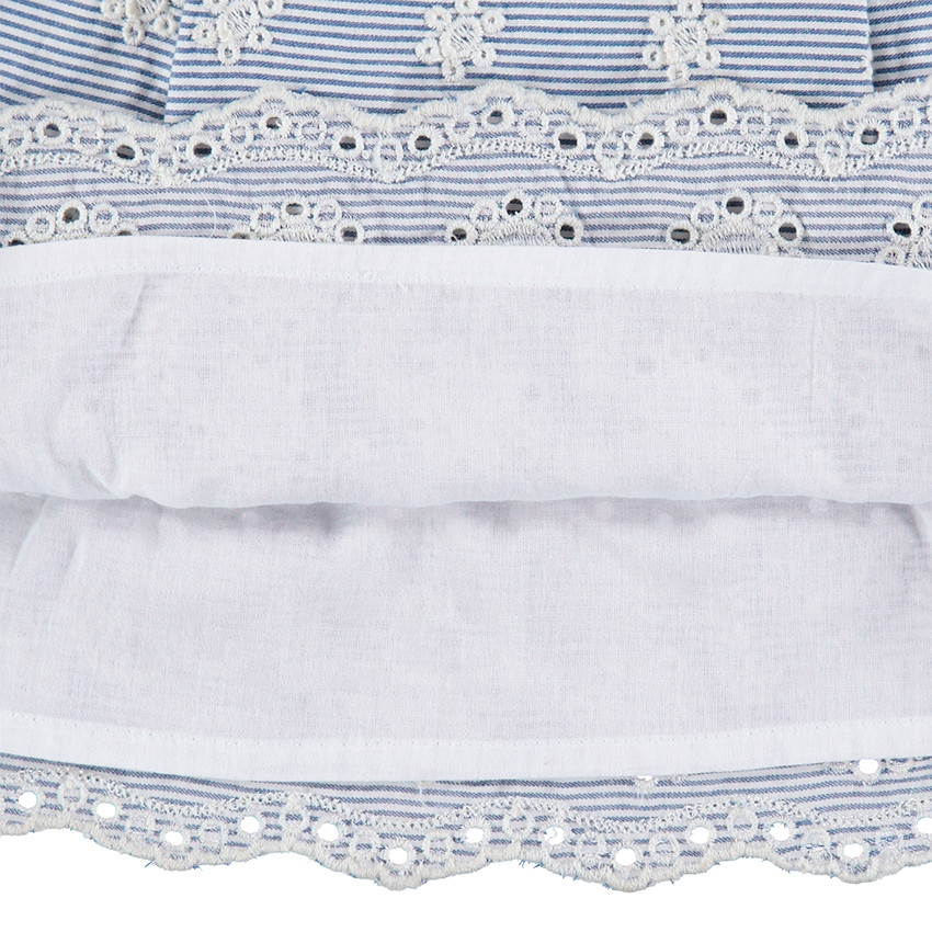 Jurk met korte mouwen, verticale strepen en geborduurde motieven 