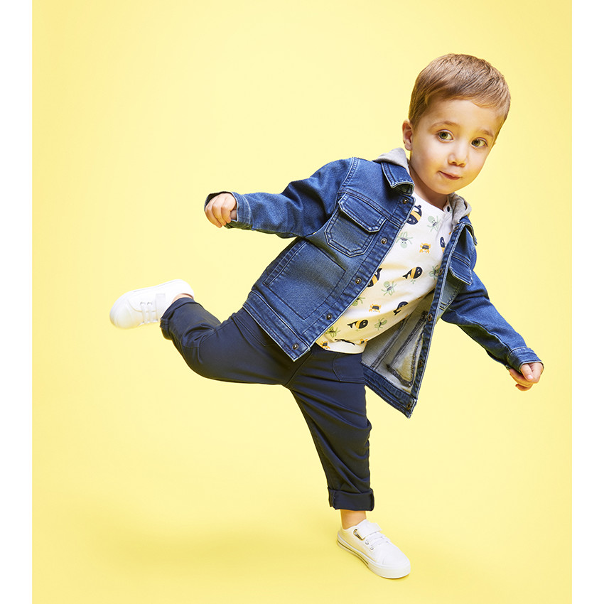 Pantalon uni en twill avec poches plaquées pour garçon 