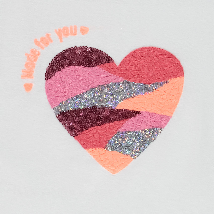 T-shirt met korte mouwen, geborduurd en glanzend hartpatroon voor meisjes 