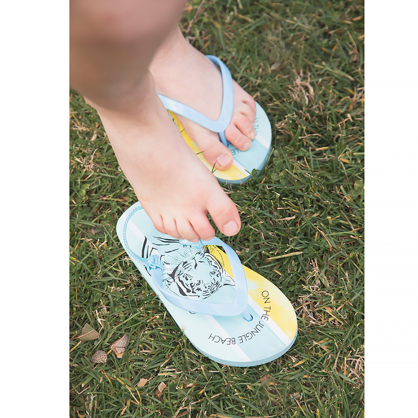 Tongs print tigre pour garçon avec lanière selon l'âge 