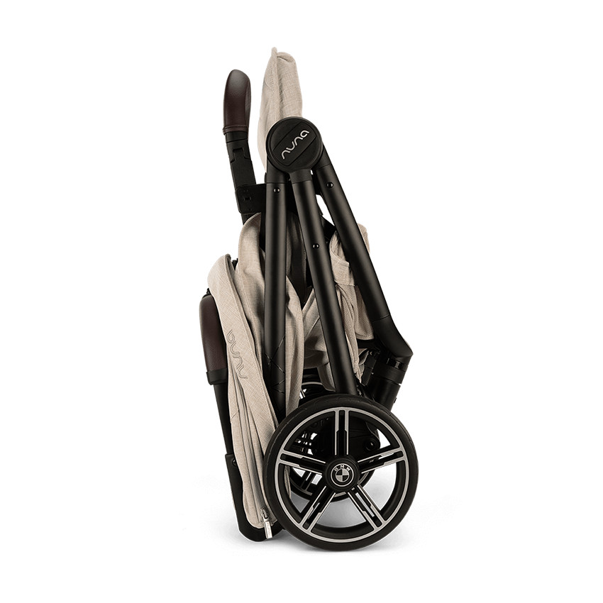 Poussette compacte Trvl LX collection BMW mica 