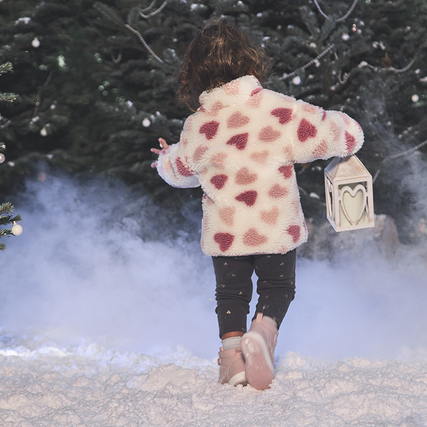 Jas in sherpa met hartenprint voor meisjes 