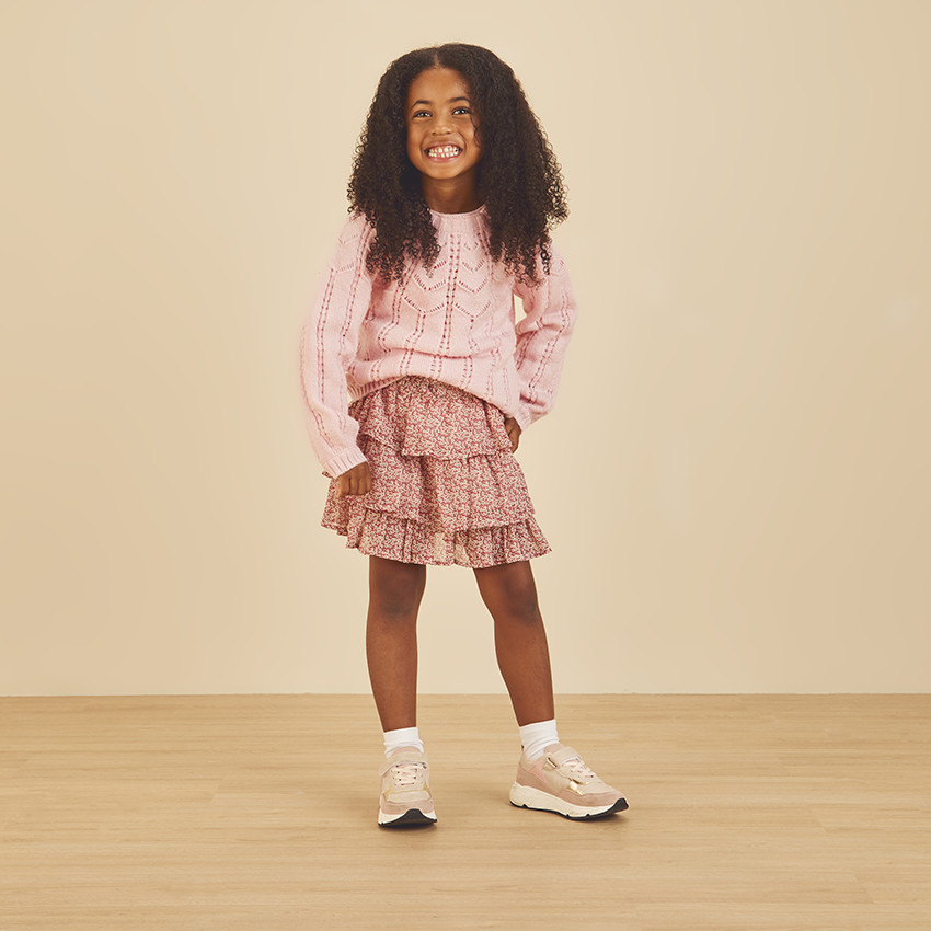 Pull en tricot ajouré pour fille 