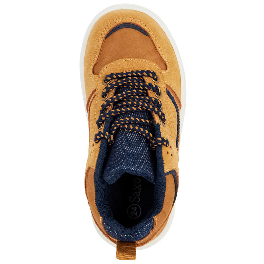 Baskets basses à lacets et empiècements pour garçon 