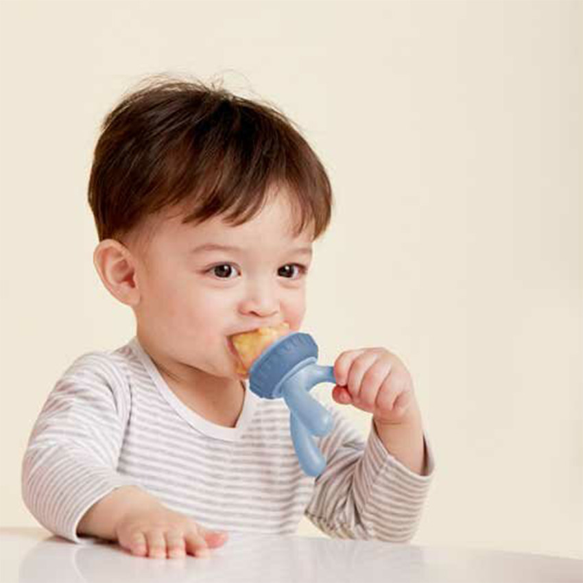 Sucette grignoteuse avec embout silicone sur trépied 4m+ 