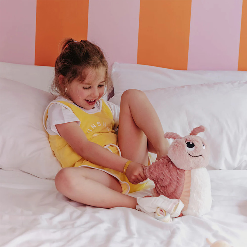 Peluche Ptipotos maman escargot Speedou et son bébé rose 