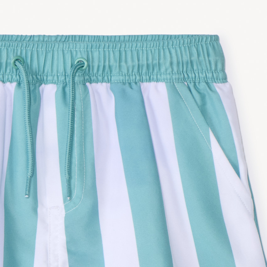 Gestreepte zwemshort met rubberen badge voor jongens 