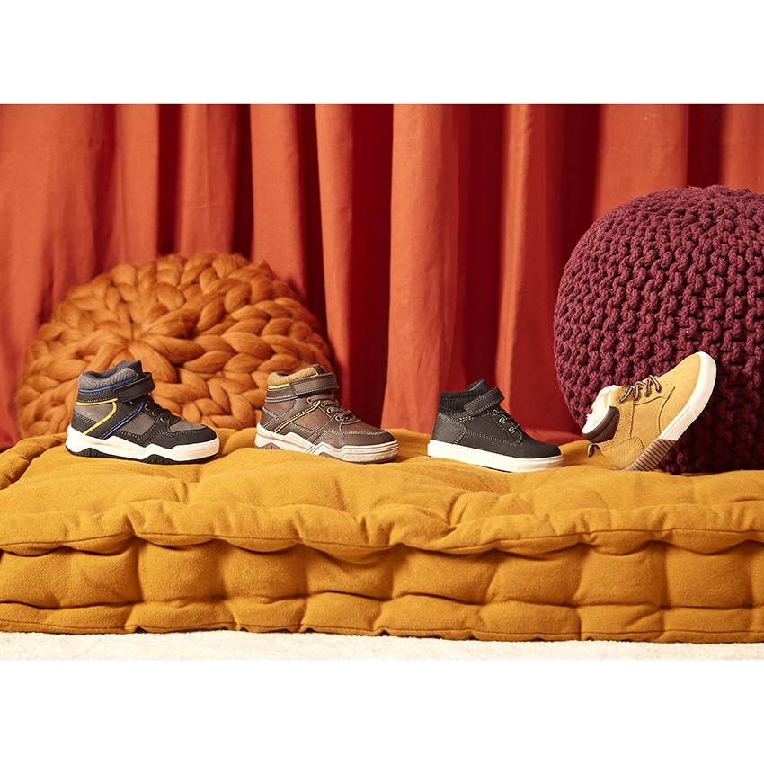 Booties zwarte met elastische veters en klittenband voor jongen 