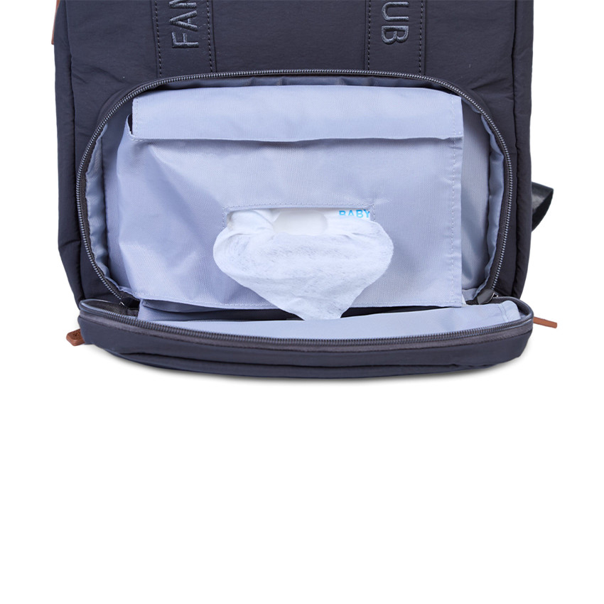 Sac à dos Family Club Signature + pochette + matelas à langer urban gris foncé 