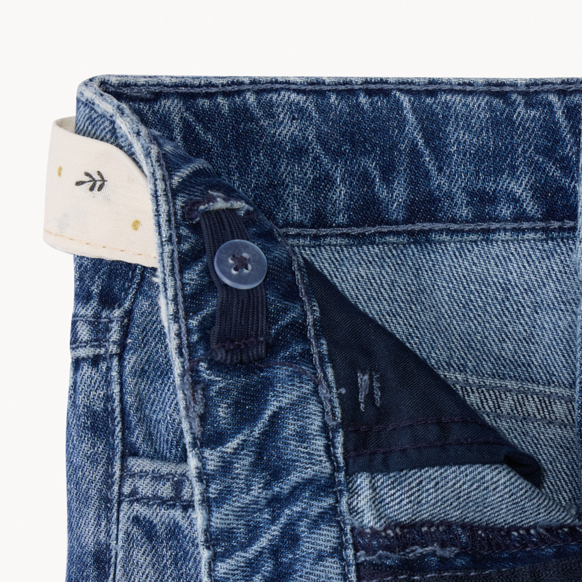 Jeans in denim mom fit met fantasie halsdoek voor meisjes 