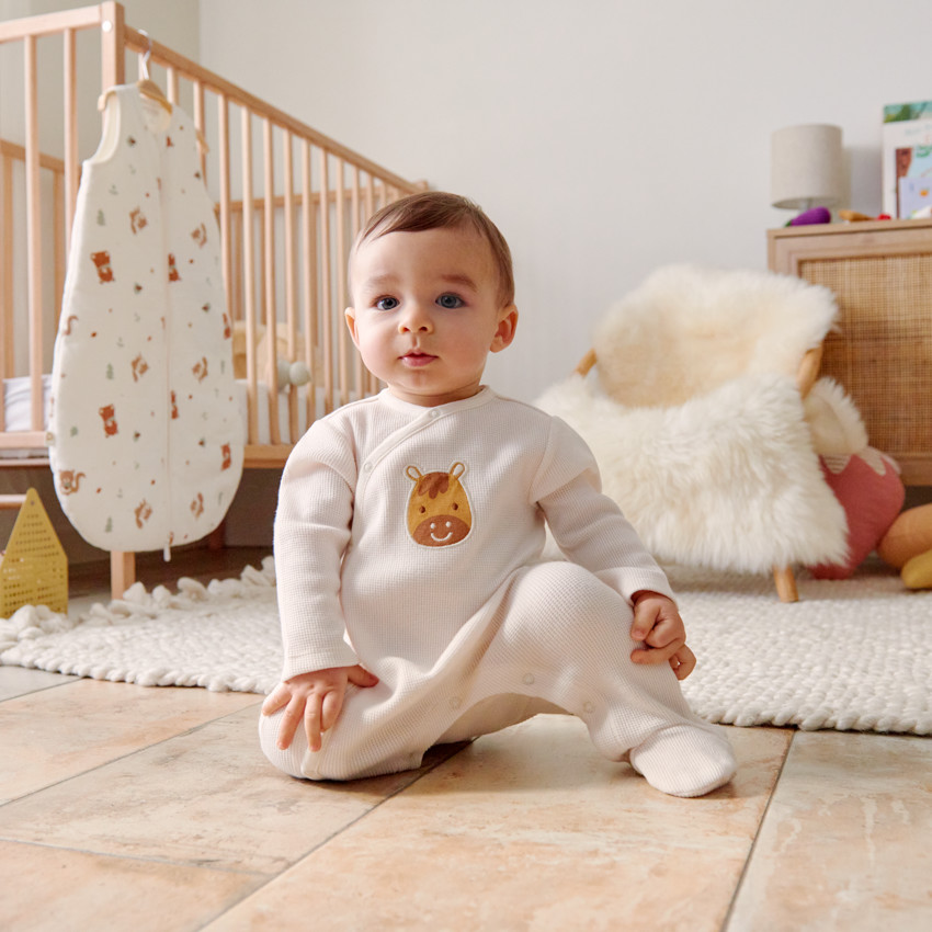 Dors-bien en nid d'abeille met een paardenpatch voor babyjongens 