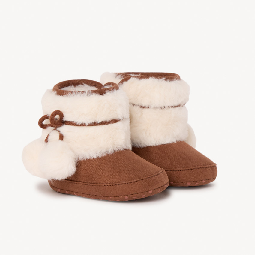 Bottines avec fausse fourrure et pompons pour bébé fille 