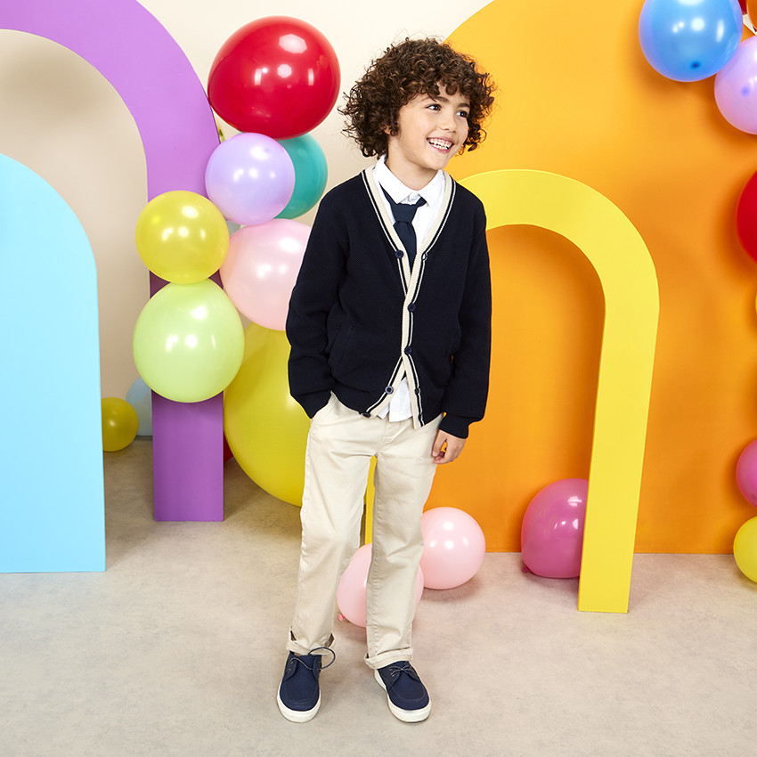 Vest in effen gebreid met ribbelafwerking voor jongen 