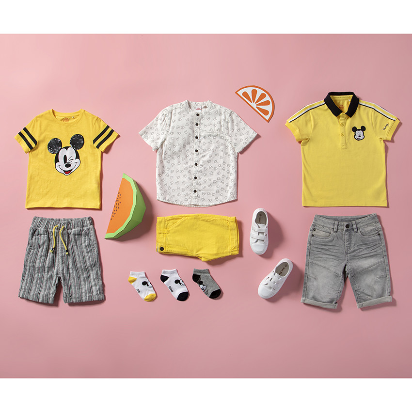 Short en toile jaune à poches italiennes pour enfant garçon 