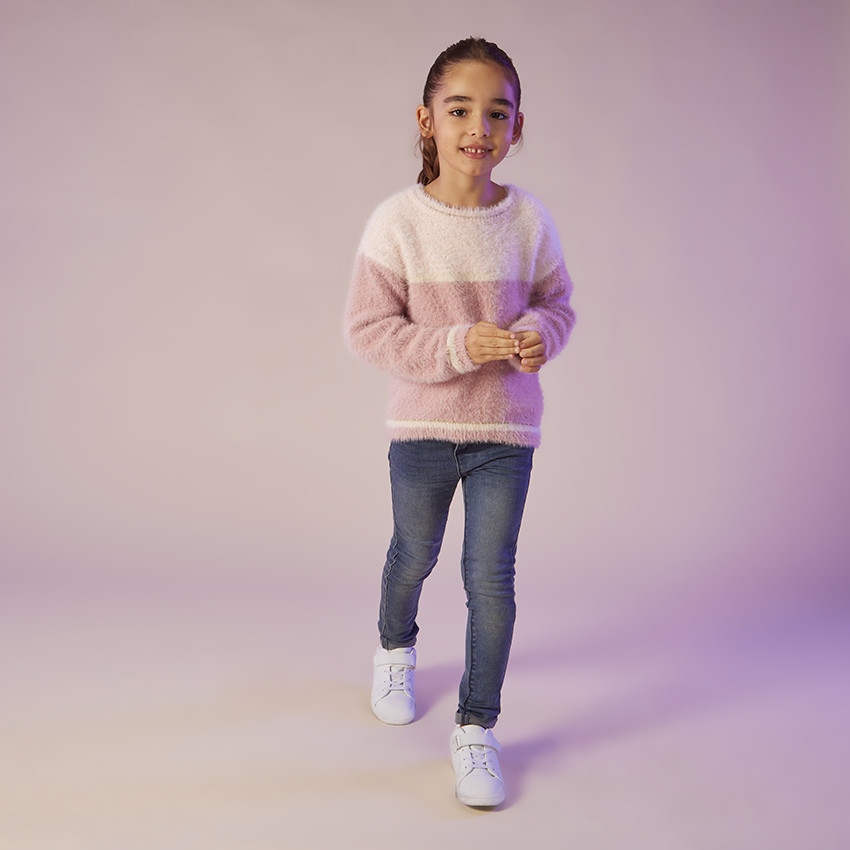 Trui in gebreid bont en colour block effect voor meisjes 