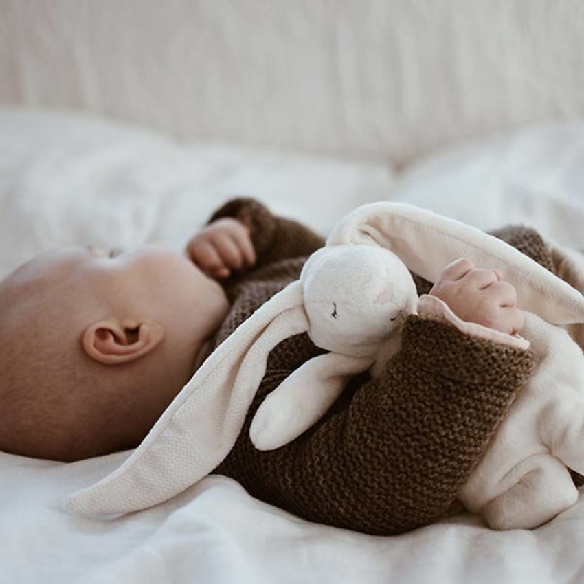 Knuffel Mini Bunny met sensorische korreltjes Ecru 