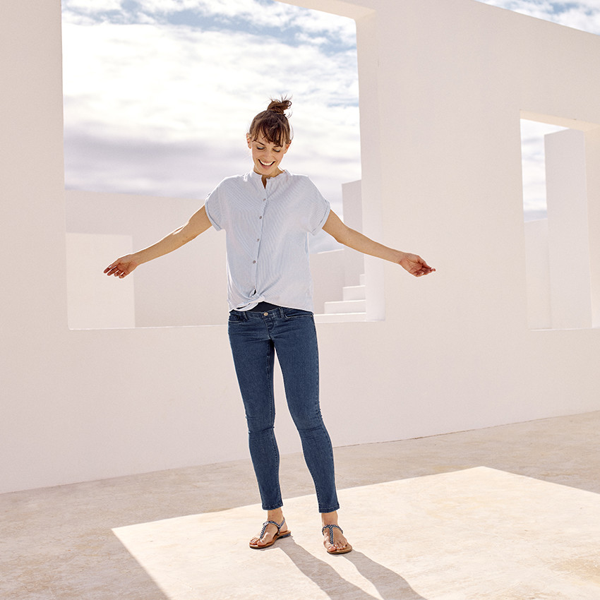 Chemise de grossesse manches courtes à rayures en voile 