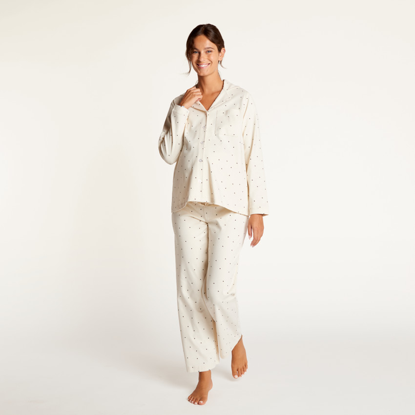 Ensemble de pyjama de grossesse et allaitement à cœurs 