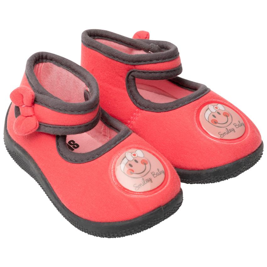 Babypantoffels in jersey met Smiley Baby-badge. 