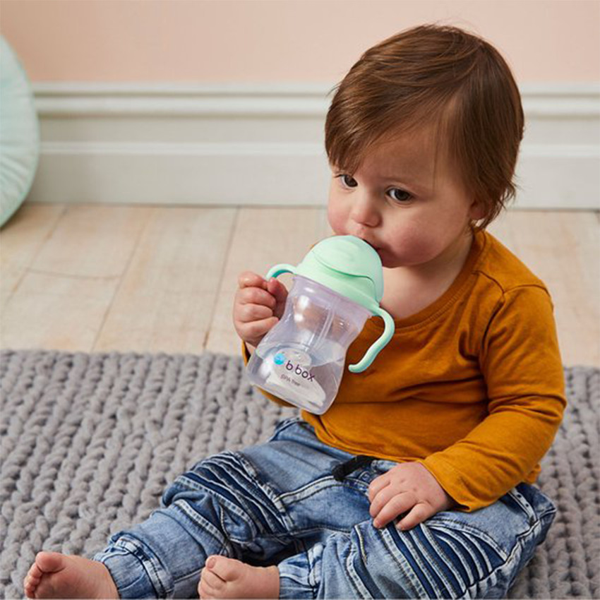 Drinkbeker Sippy met innovatief strootje 240ml Pistachio 6m+ 