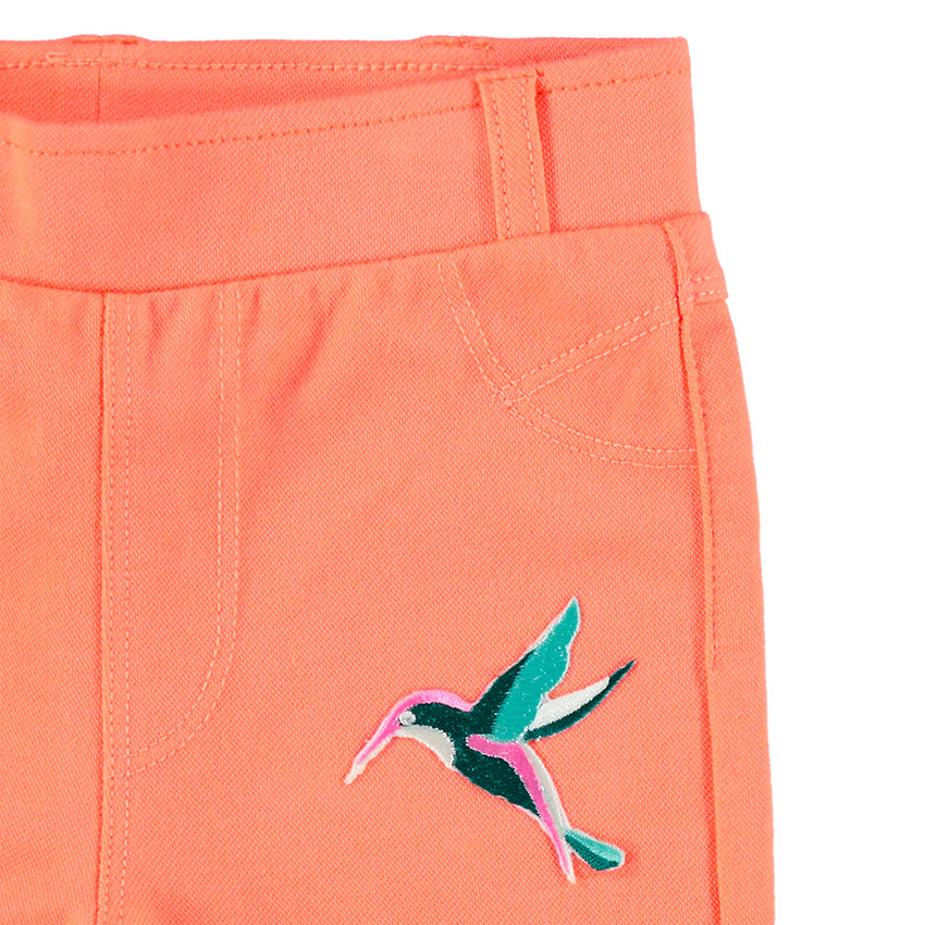 Slim fit jogging met geborduurde vogel en zakken 