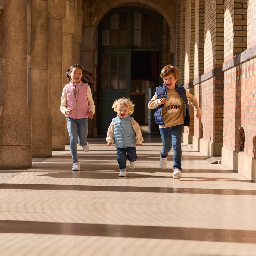 Doudoune sans manches unie pour bébé garçon 