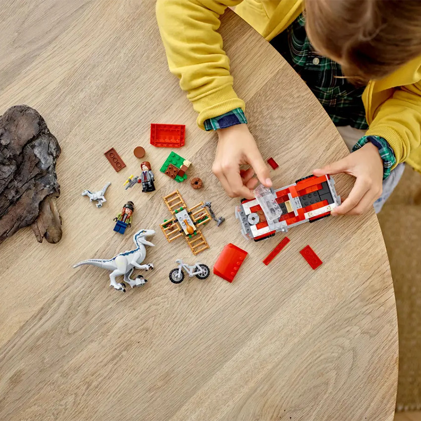 Jurassic World Blue & Beta Velociraptor Vangst 