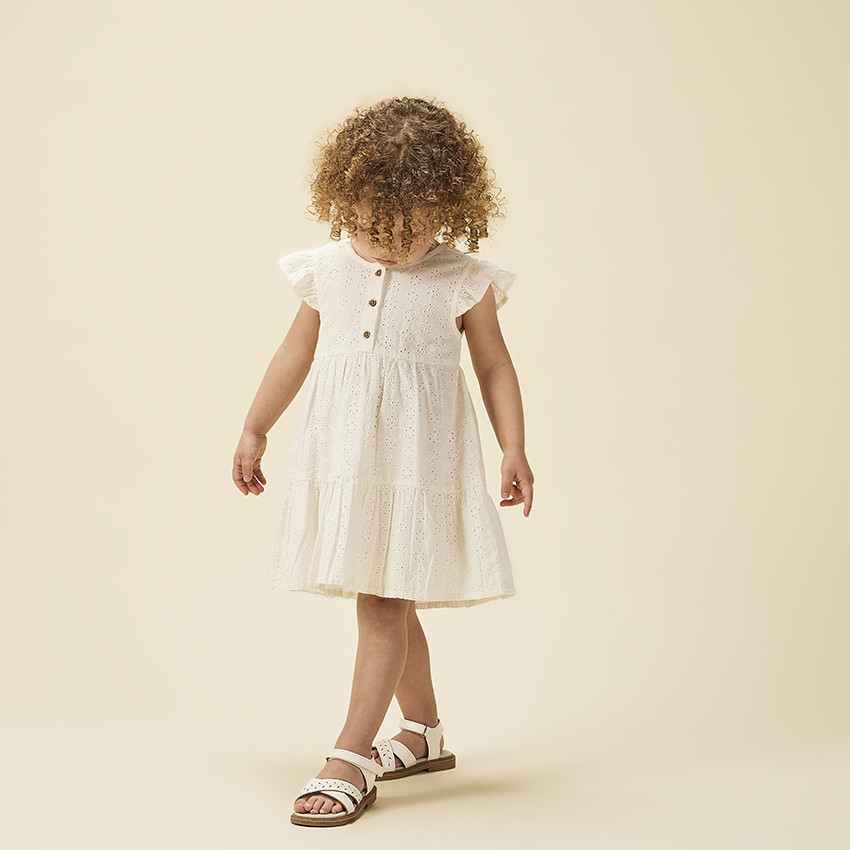 Robe manches courtes en broderie anglaise pour bébé fille 