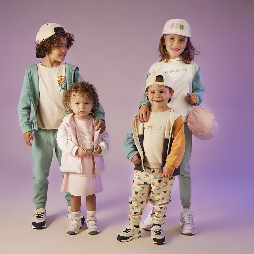 Sweat effet color block avec broderie pour fille 