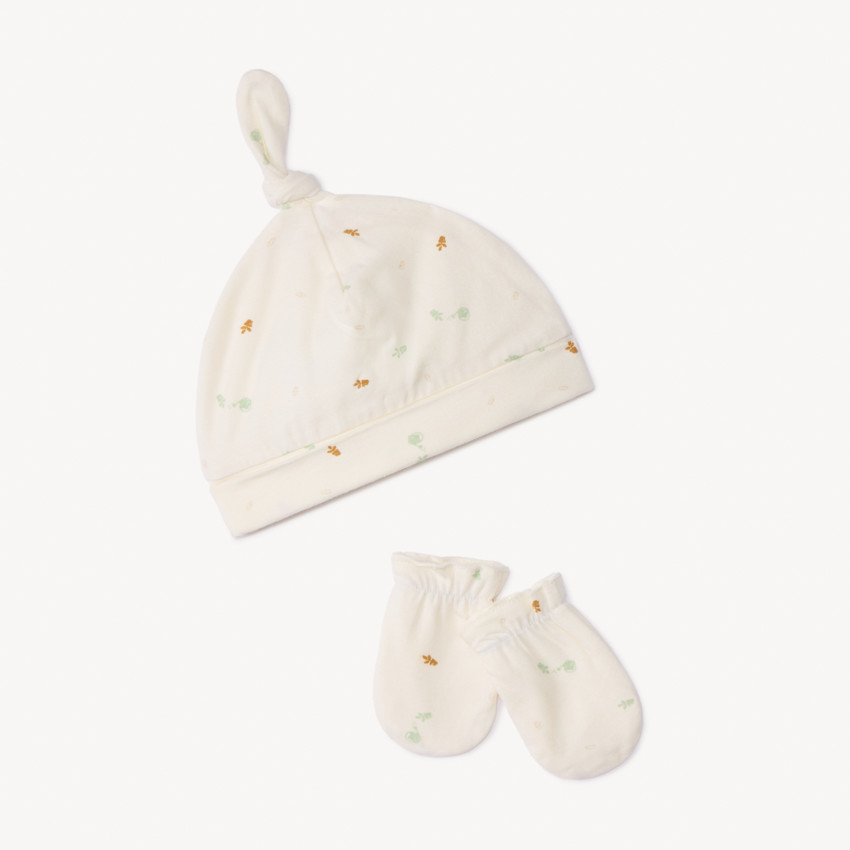 Muts met knoop en bijpassende wanten voor baby 