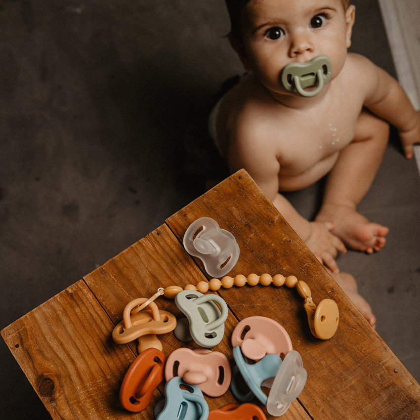 Sucette réversible en silicone Colour Essence 6-18M Vert 