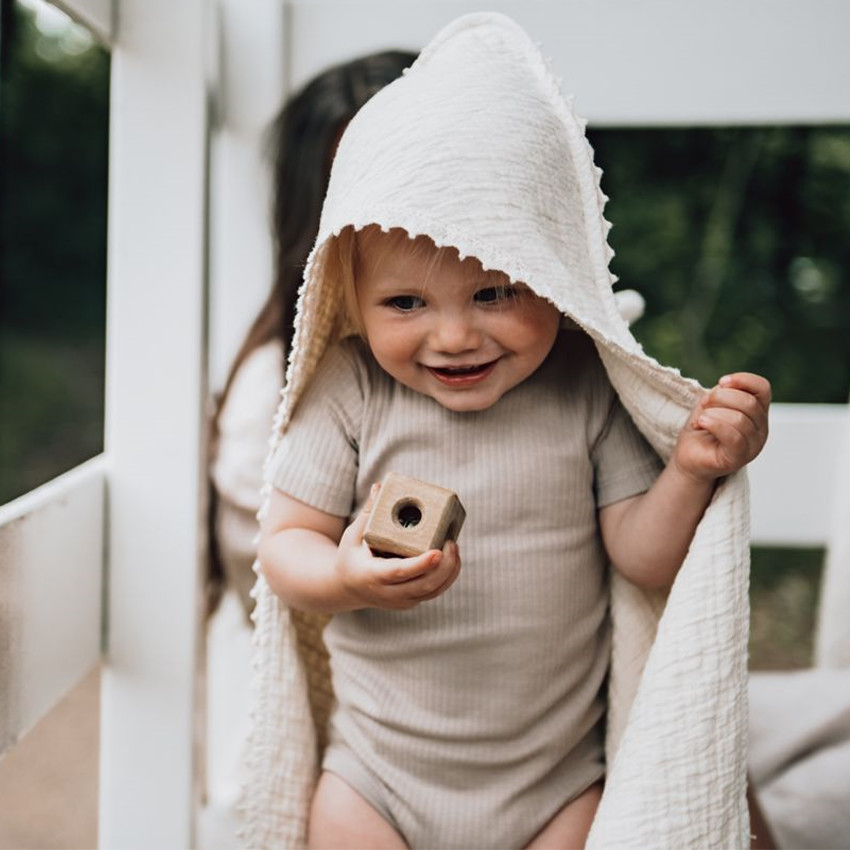 Couverture enveloppante Lace Elba Natural 100x100cm  