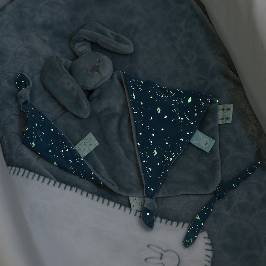 Doudou maxi lapin Lapidou bleu à motif phosphorescent  