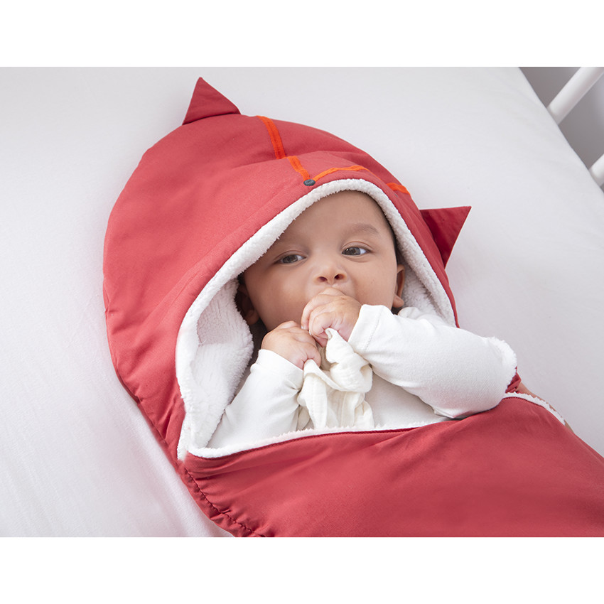 Engelennest met etnische dieren 