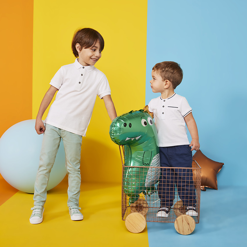 Slim fit unicolore crinkle broek voor jongens 