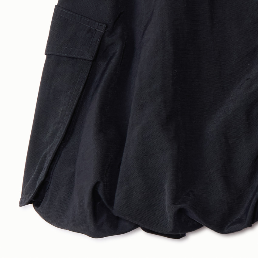 Korte zwarte rok van parachutestof voor meisjes 