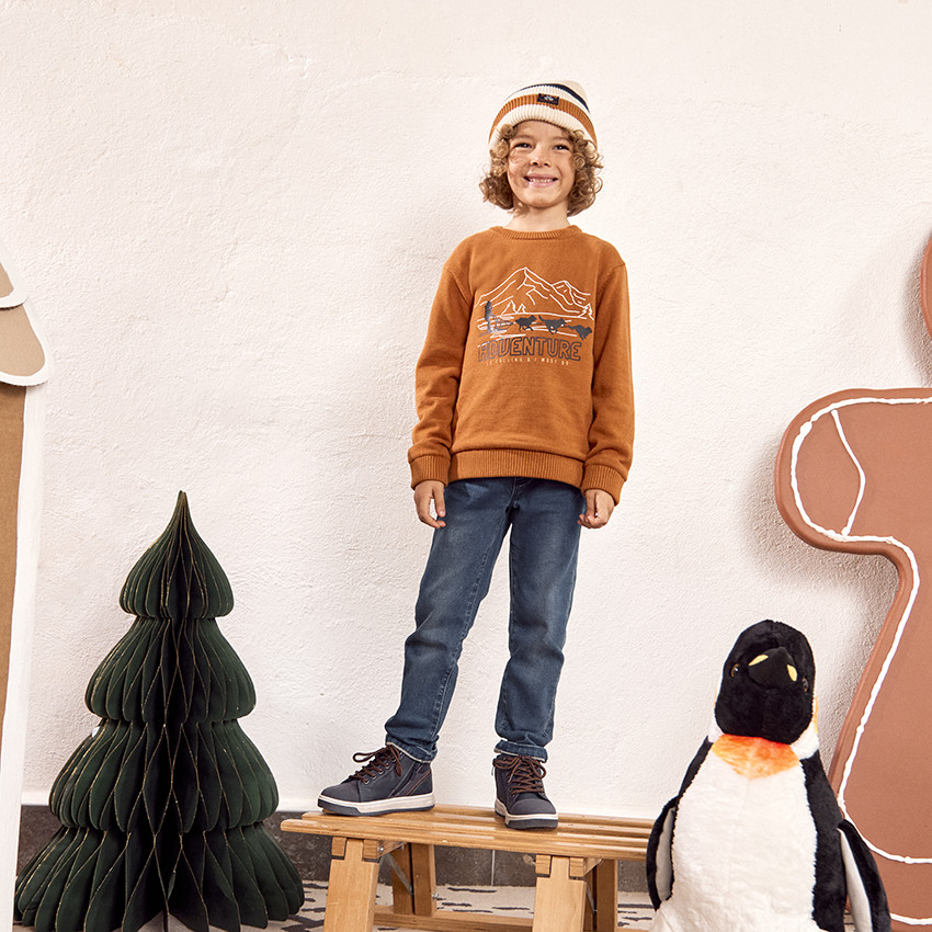 Bonnet en tricot à rayures pour garçon 
