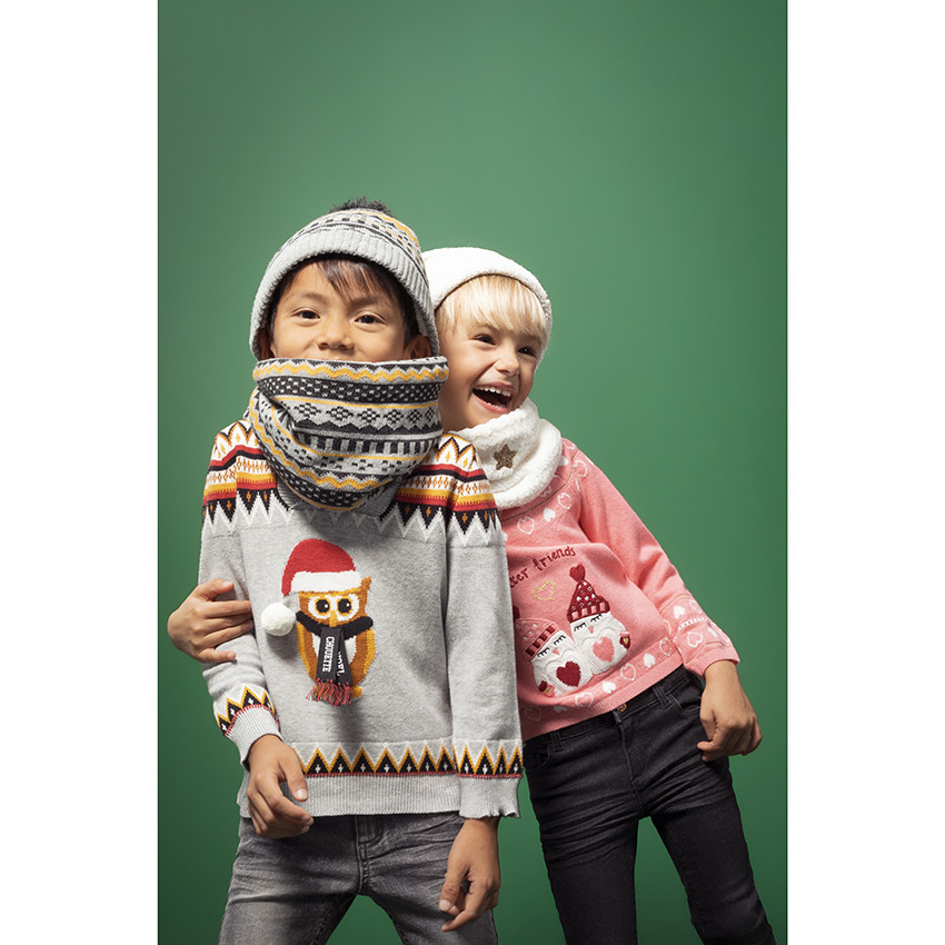 Ensemble van muts en snood met prints en voering van sherpastof 