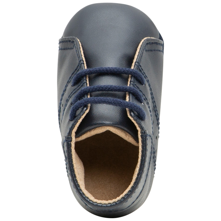 Soepele laarsjes met ledereffect en veters 