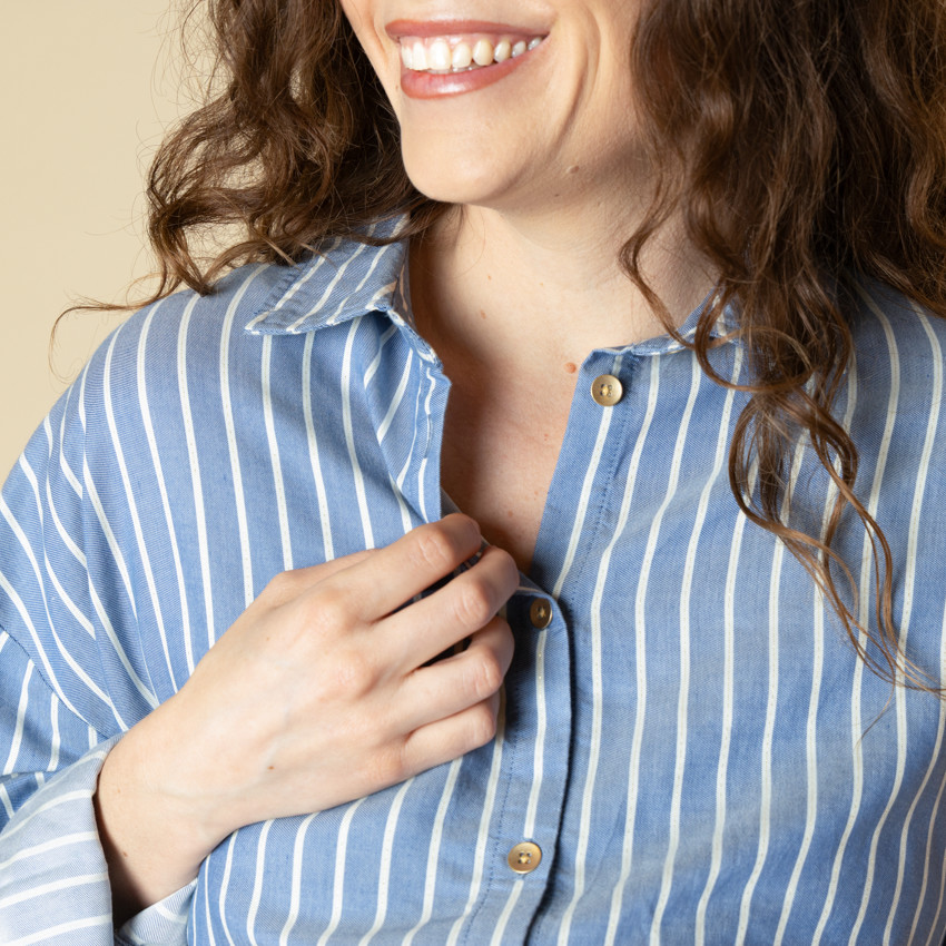 Chemise manches longues de grossesse et d'allaitement rayée 