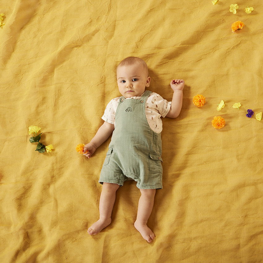 Set van 2 stuks met geborduurde salopette voor baby jongen 