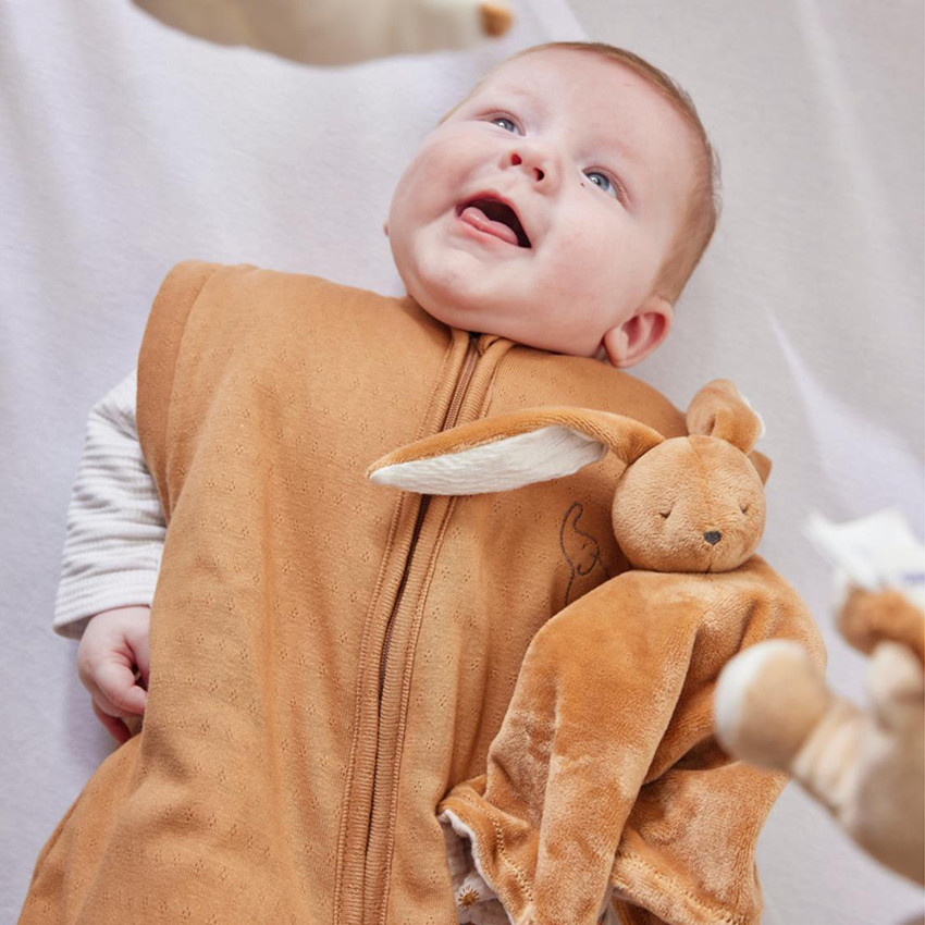 Doudou plat Jour & Nuit bi-matière Moka le lapin 