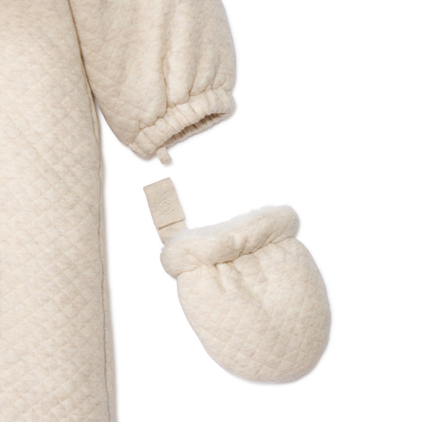 Pilotenpak met egeltje borduursel voor babyjongens met verschillende afwerkingen afhankelijk van de leeftijd 