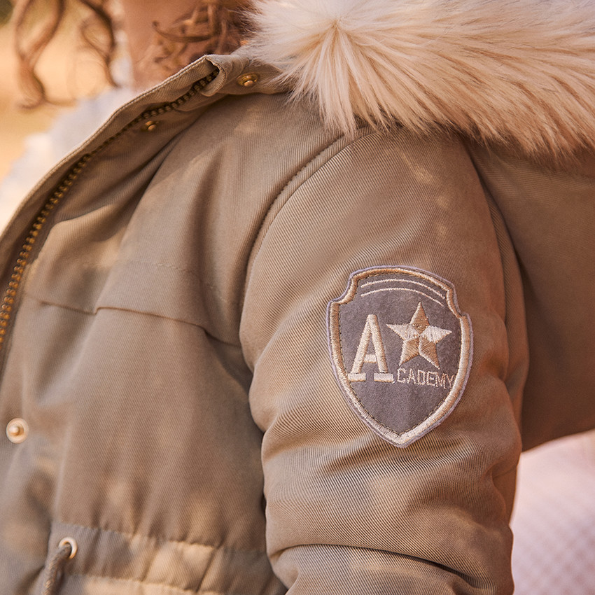 Waterafstotende parka met kap en afneembare nepbont voor meisjes 