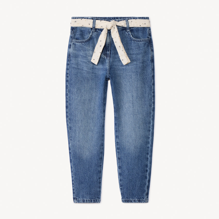 Jeans in denim mom fit met fantasie halsdoek voor meisjes 