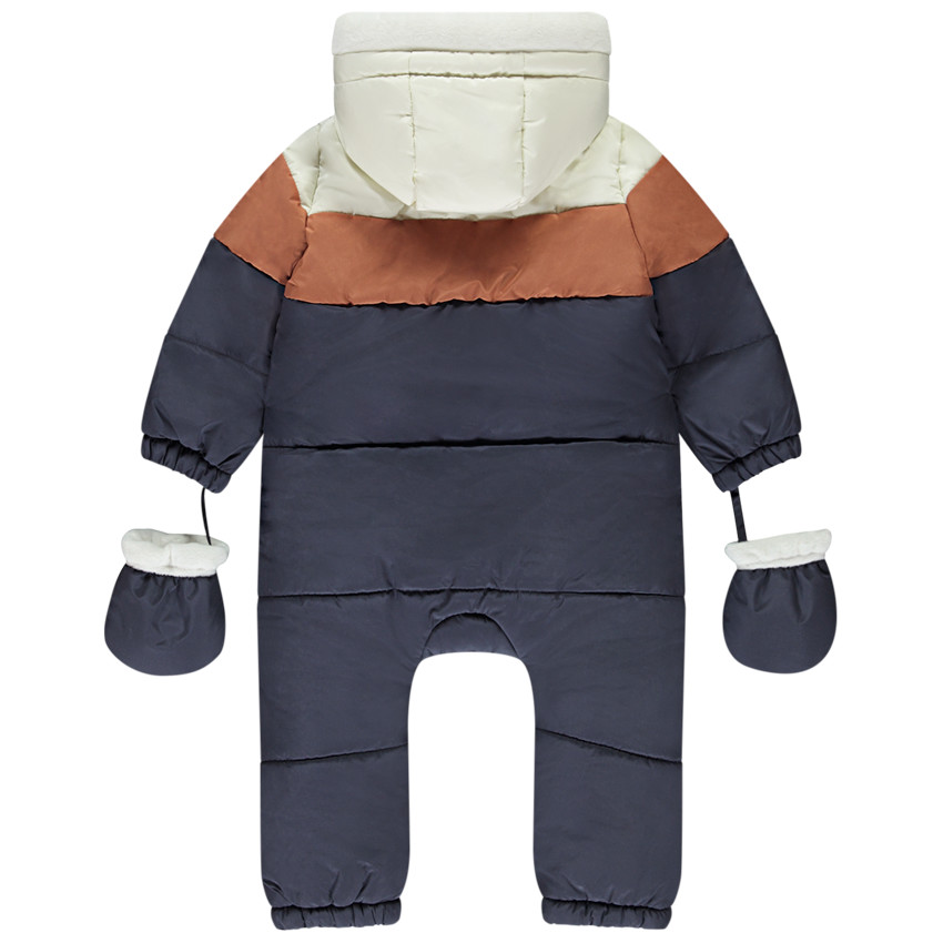 Pilotenpak waterafstotend en gevoerd voor baby jongen met verschillende afwerkingen afhankelijk van de leeftijd 
