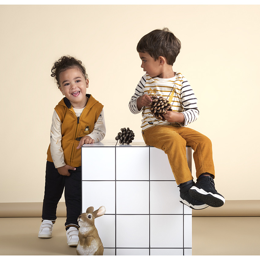 Pantalon en velours milleraies uni pour bébé garçon 